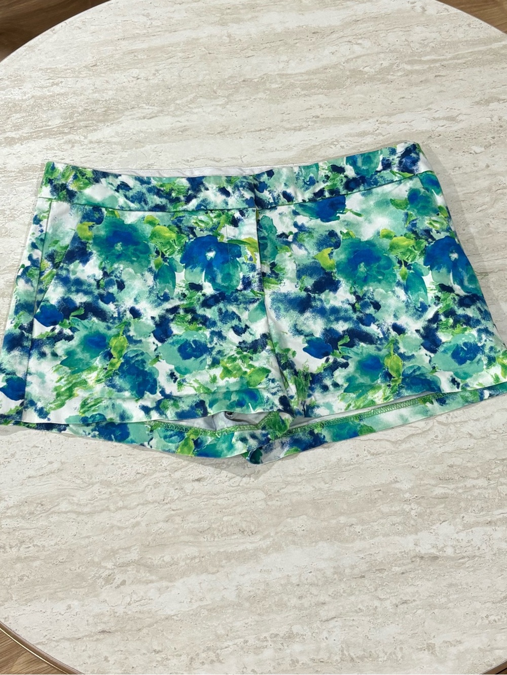 Forever 21 Floral Tailored Shorts Blue Green Watercolor Print Size 6